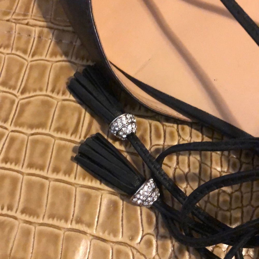 Badgley Mischka Black Flat Strappy Sandal - Picture 5 of 7